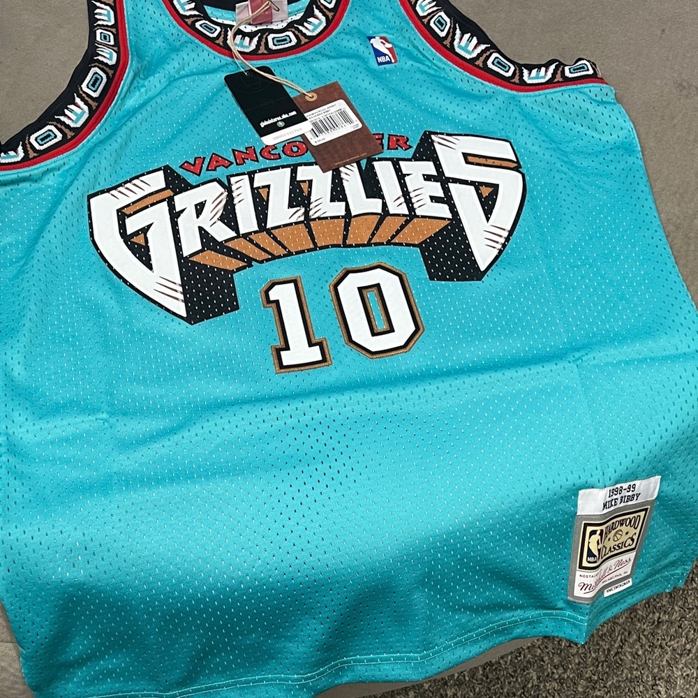 Mitchell & Ness Mike Bibby Vancouver Grizzlies 1998-9 Swingman Men’s X-Large NWT